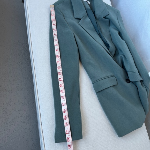 MBYM (S) 2-button light moss green blazer, BNWOT - Picture 13 of 15